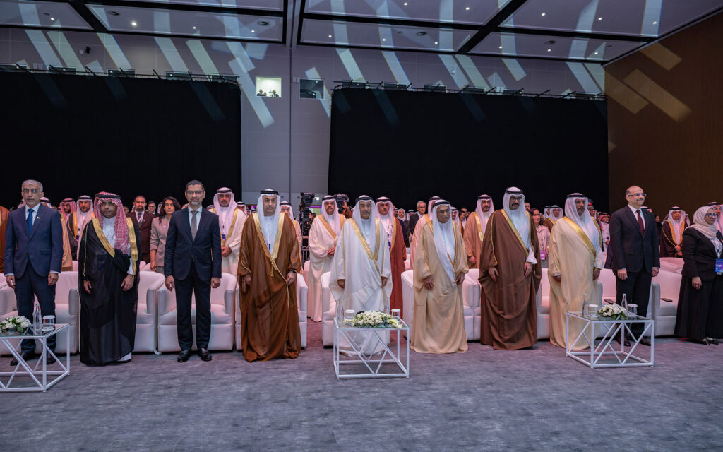 نيابة عن سمو ولي العهد رئيس مجلس الوزراء.. الشيخ خالد بن عبدالله يفتتح مؤتمر ومعرض الابتكار في قطاع السكن الاجتماعي.. ويؤكد: التوجيه الملكي السامي بتوفير 50 ألف وحدة سكنية مرتكز رئيسي لتطوير برامج الإسكان وتبني نماذج مبتكرة للتنفيذ والتمويل